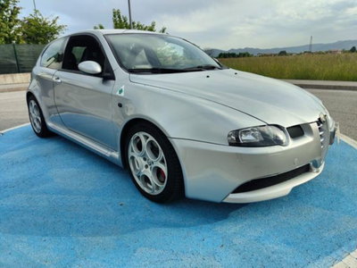Alfa Romeo 147 3.2i V6 24V cat 3 porte GTA (14)