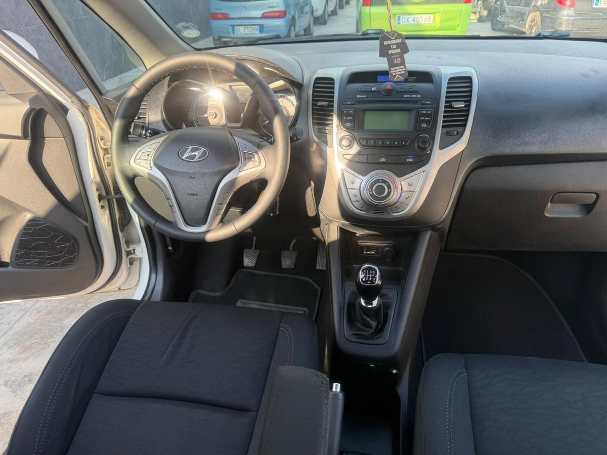 Hyundai ix20 1.4 90 CV Comfort (11)