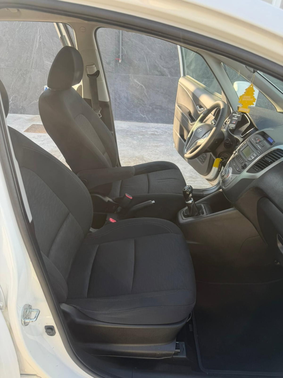 Hyundai ix20 1.4 90 CV Comfort (13)