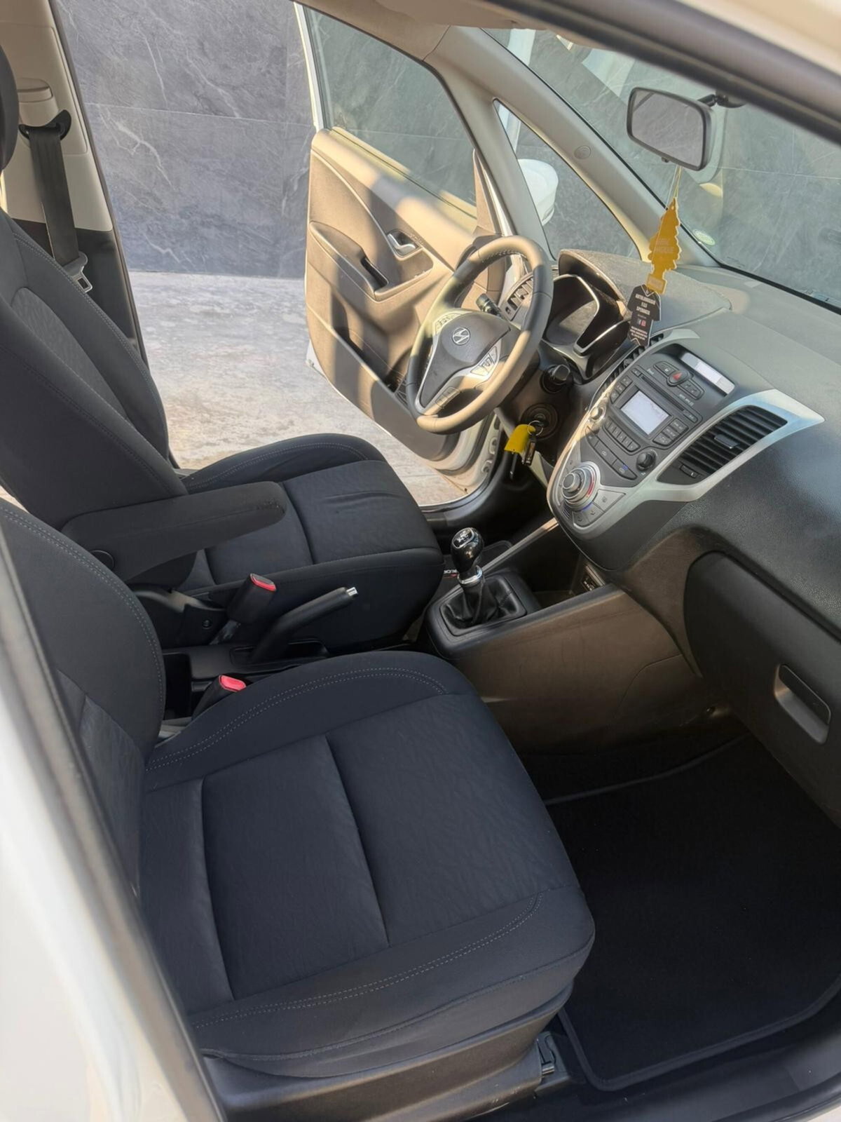 Hyundai ix20 1.4 90 CV Comfort (14)