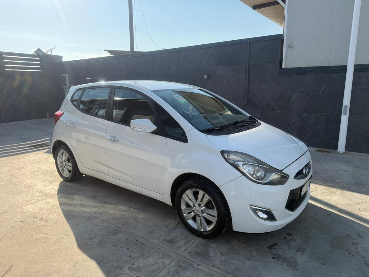 Hyundai ix20 1.4 90 CV Comfort (3)