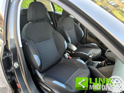 Peugeot 208 VTi 82 CV 5 porte Allure (13)