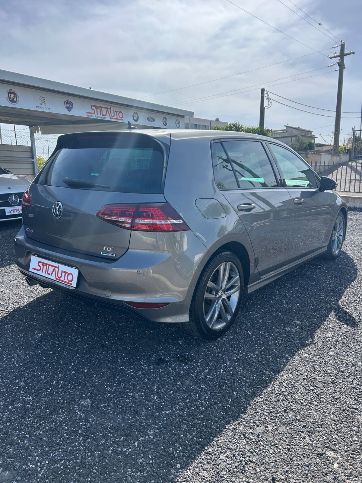 Volkswagen Golf 1.6 TDI 110 CV 5p. Business BlueMotion Technology (4)