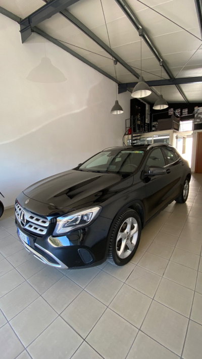 Mercedes-Benz GLA SUV 200 d Sport (13)