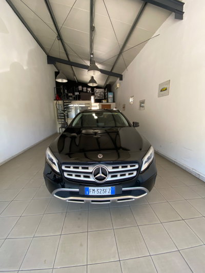 Mercedes-Benz GLA SUV 200 d Sport (2)