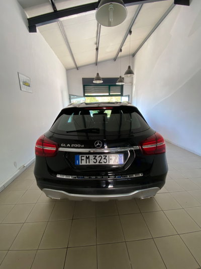 Mercedes-Benz GLA SUV 200 d Sport (4)