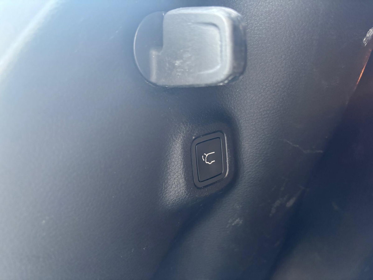 Jeep Compass 1.6 Multijet II 2WD Limited (10)
