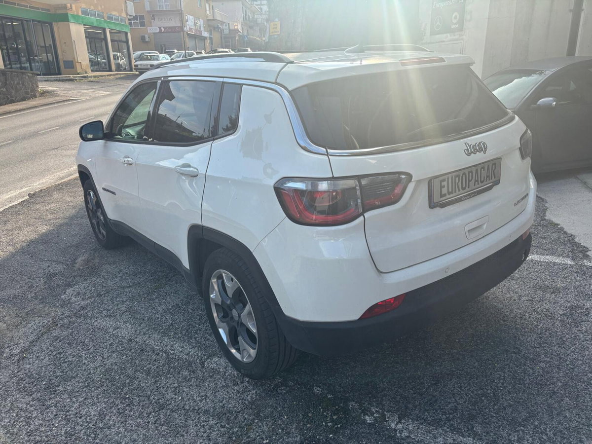 Jeep Compass 1.6 Multijet II 2WD Limited (4)