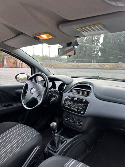 Fiat Punto Evo 1.4 3 porte Dynamic GPL (8)