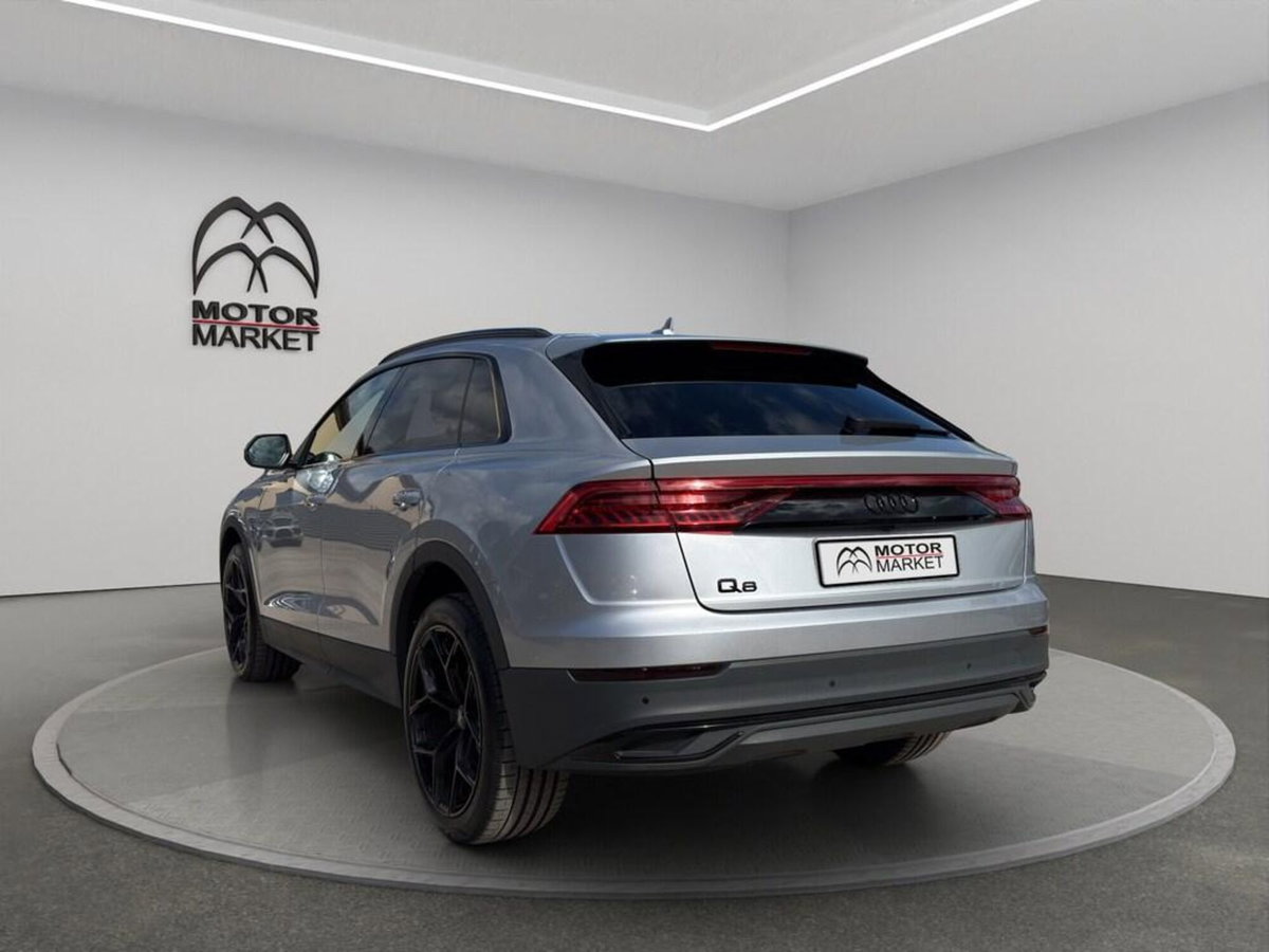 Audi Q8 Q8 45 TDI quattro tiptronic Sport (8)