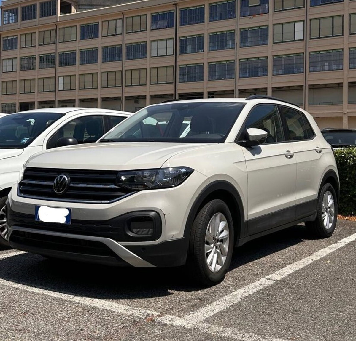 Volkswagen T-Cross 1.0 TSI Style BMT (3)