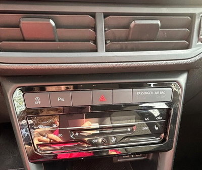 Volkswagen T-Cross 1.0 TSI Style BMT (8)