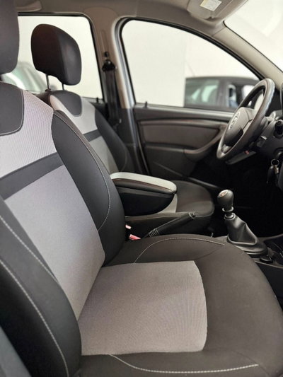 Dacia Duster 1.5 dCi 110CV Start&Stop 4x2 Prestige (10)