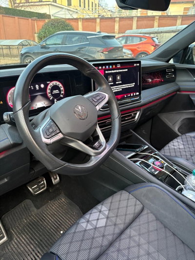 Volkswagen Tiguan 1.5 TSI 150 CV DSG ACT R-Line (8)