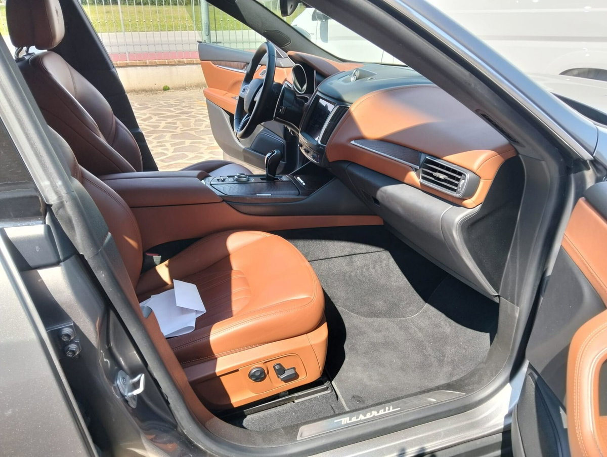 Maserati Levante Levante V6 Diesel AWD (14)