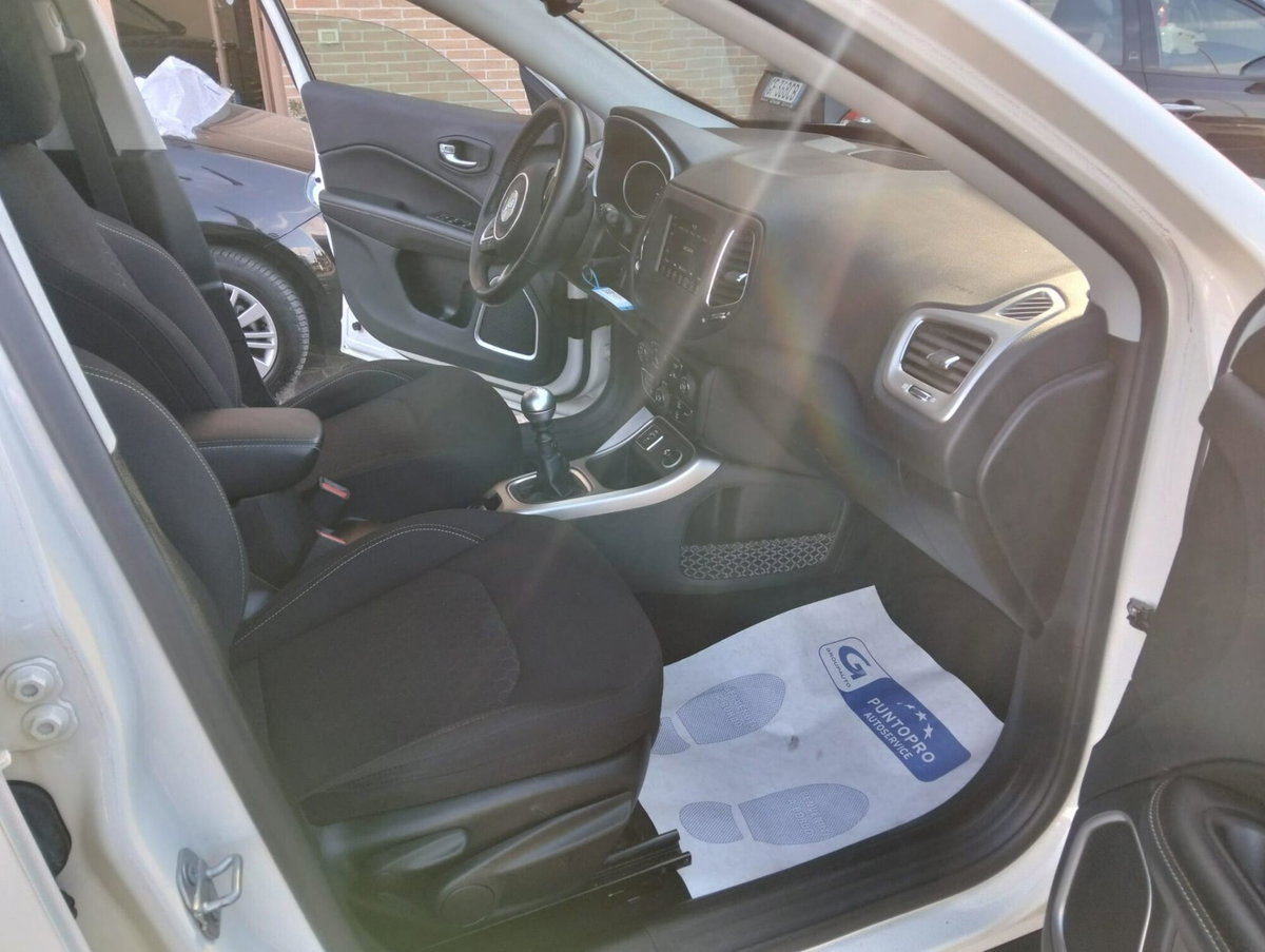 Jeep Compass 1.6 Multijet II 2WD Longitude (6)