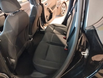 Peugeot 208 BlueHDi 100 Stop&Start 5 porte Active (4)