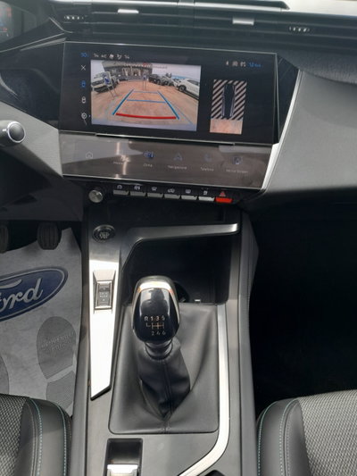 Peugeot 308 BlueHDi 130 S&S EAT8 Allure Pack (17)