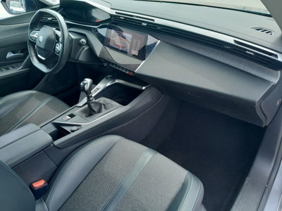 Peugeot 308 BlueHDi 130 S&S EAT8 Allure Pack (20)