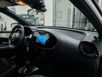 Toyota Aygo X 1.0 VVT-i 72 CV 5 porte Limited S-CVT (19)