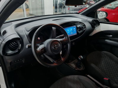 Toyota Aygo X 1.0 VVT-i 72 CV 5 porte Limited S-CVT (10)