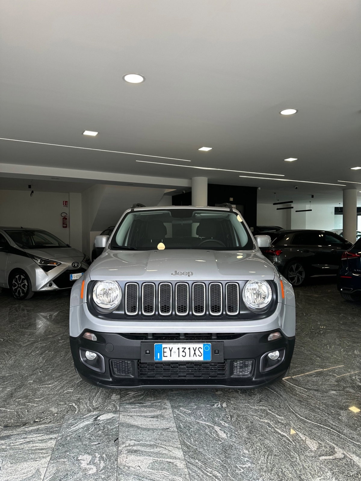 Jeep Renegade 1.6 Mjt 120 CV Longitude (2)