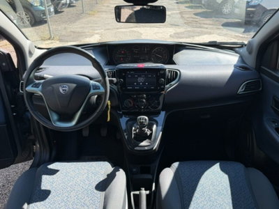 Lancia Ypsilon 1.0 FireFly 5 porte S&S Hybrid Gold Plus (12)