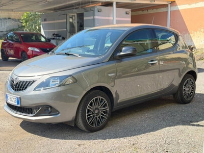 Lancia Ypsilon 1.0 FireFly 5 porte S&S Hybrid Gold Plus (3)