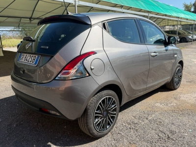 Lancia Ypsilon 1.0 FireFly 5 porte S&S Hybrid Gold Plus (6)