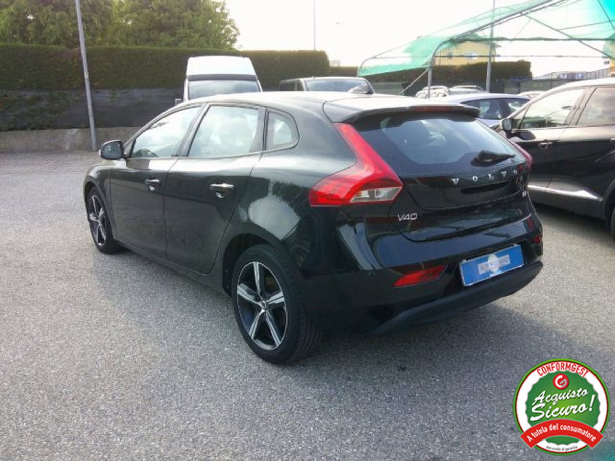 Volvo V40 D2 Kinetic (3)