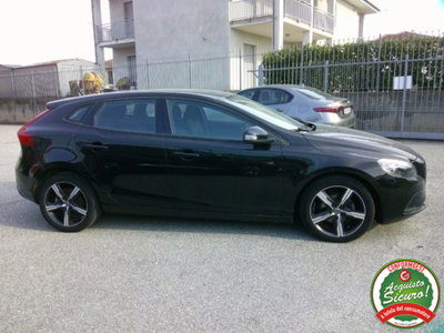 Volvo V40 D2 Kinetic (6)