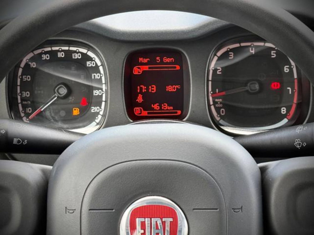 Fiat Panda 1.0 firefly hybrid s&s 70cv 5p.ti (18)