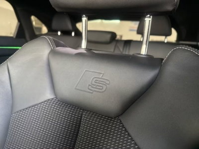 Audi Q3 Sportback 35 TDI quattro S tronic S line edition (12)