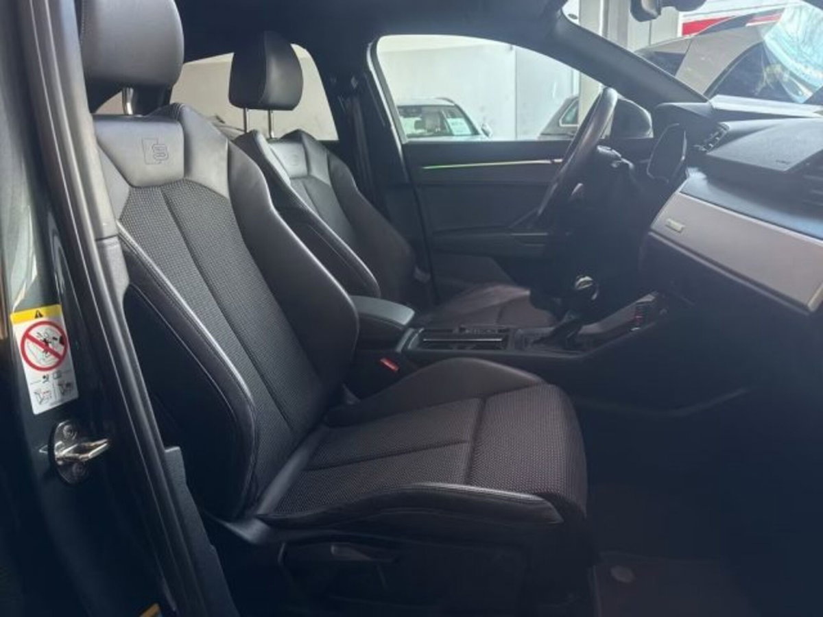 Audi Q3 Sportback 35 TDI quattro S tronic S line edition (16)