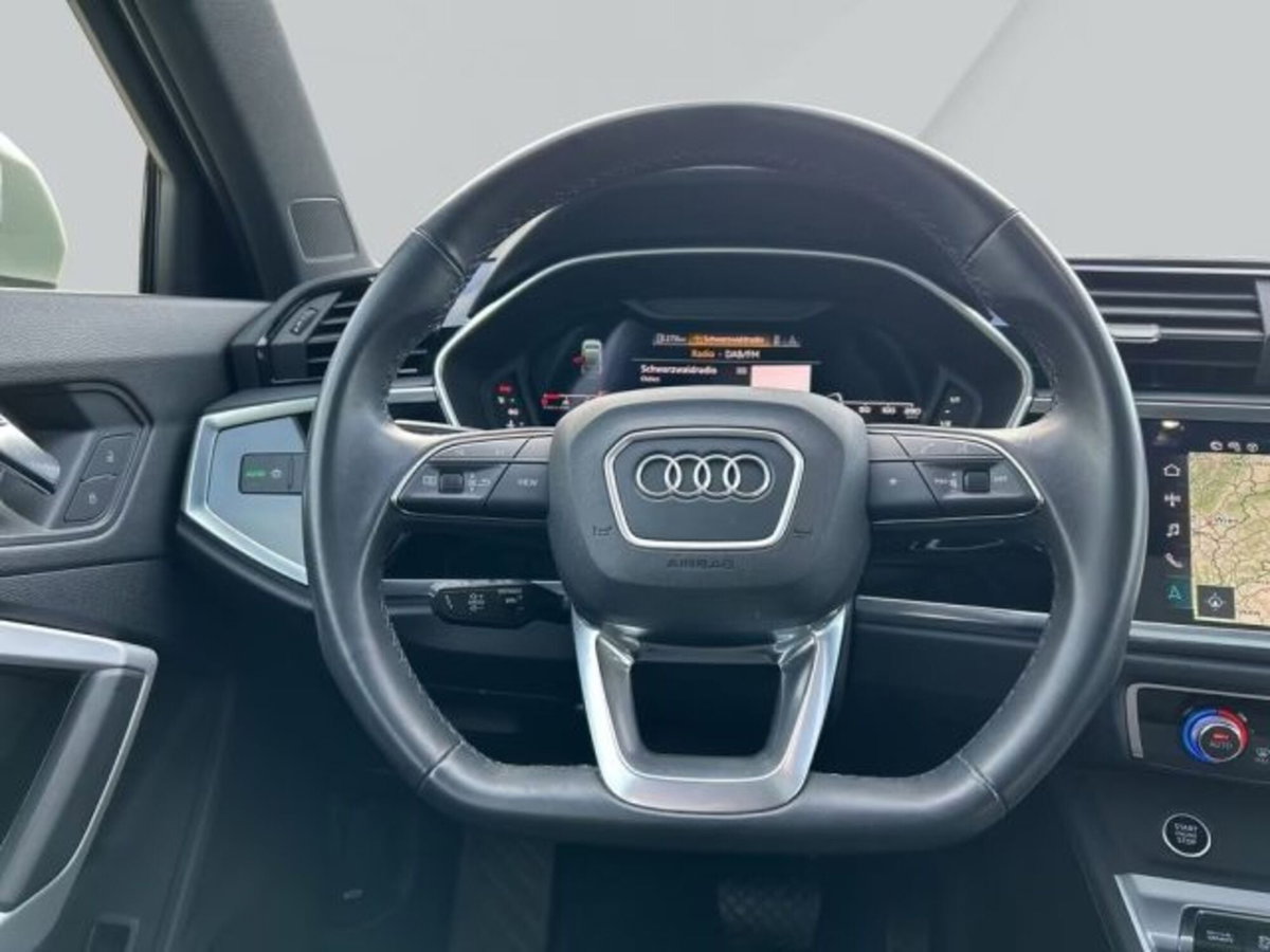 Audi Q3 Sportback 35 TDI quattro S tronic S line edition (12)