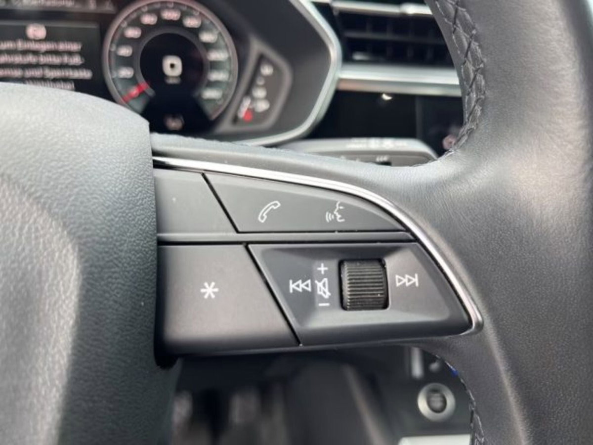 Audi Q3 Sportback 35 TDI quattro S tronic S line edition (14)