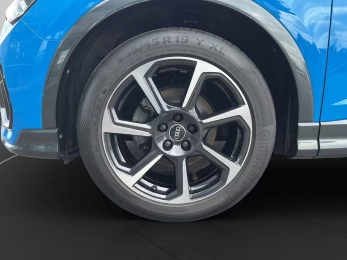 Audi Q3 Sportback 35 TDI quattro S tronic S line edition (7)