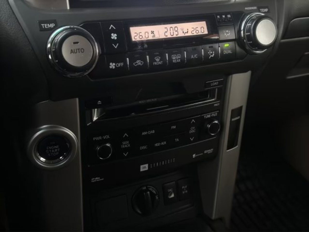 Toyota Land Cruiser 3.0 D4-D 5 porte Executive Plus (11)
