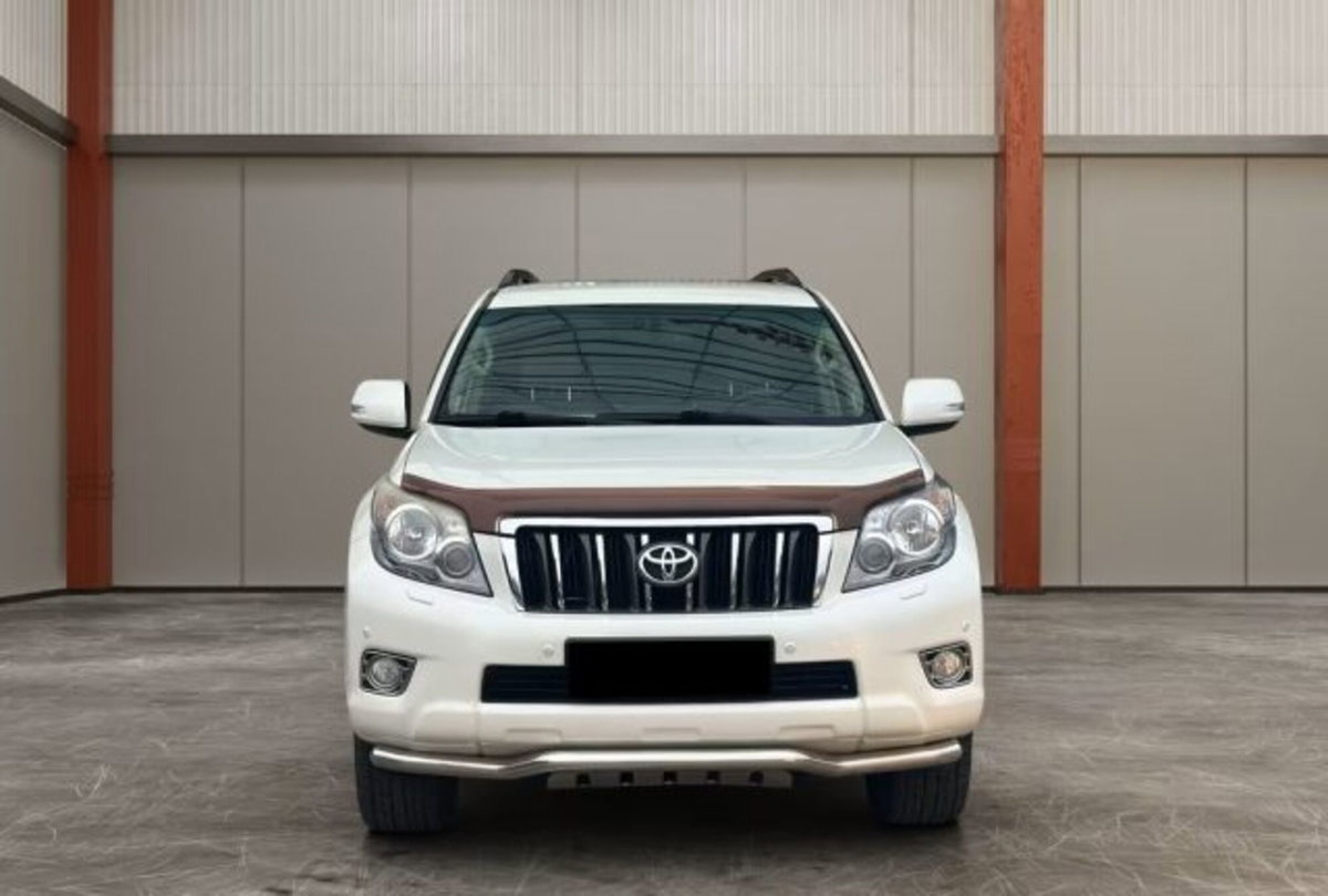 Toyota Land Cruiser 3.0 D4-D 5 porte Executive Plus (3)