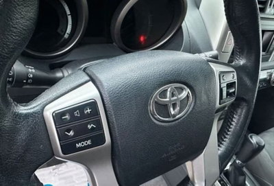 Toyota Land Cruiser 3.0 D4-D 5 porte (12)