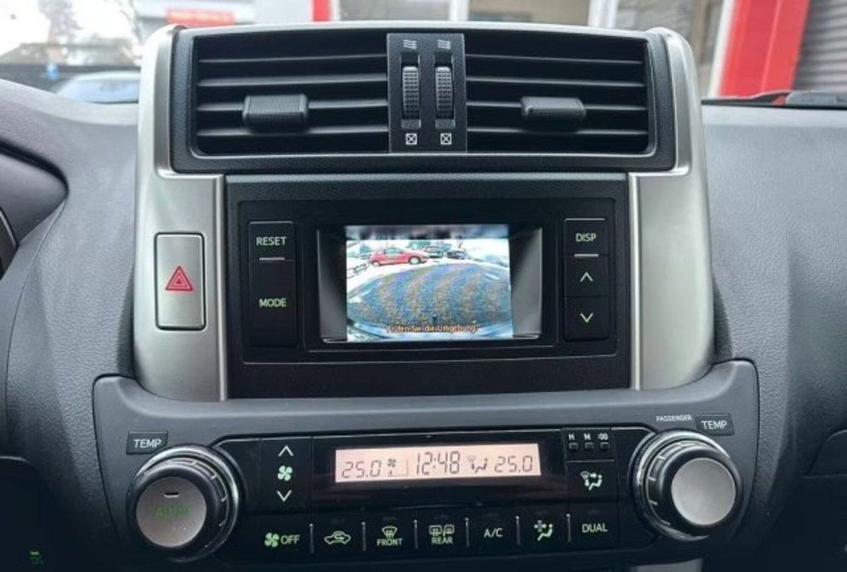 Toyota Land Cruiser 3.0 D4-D 5 porte (14)