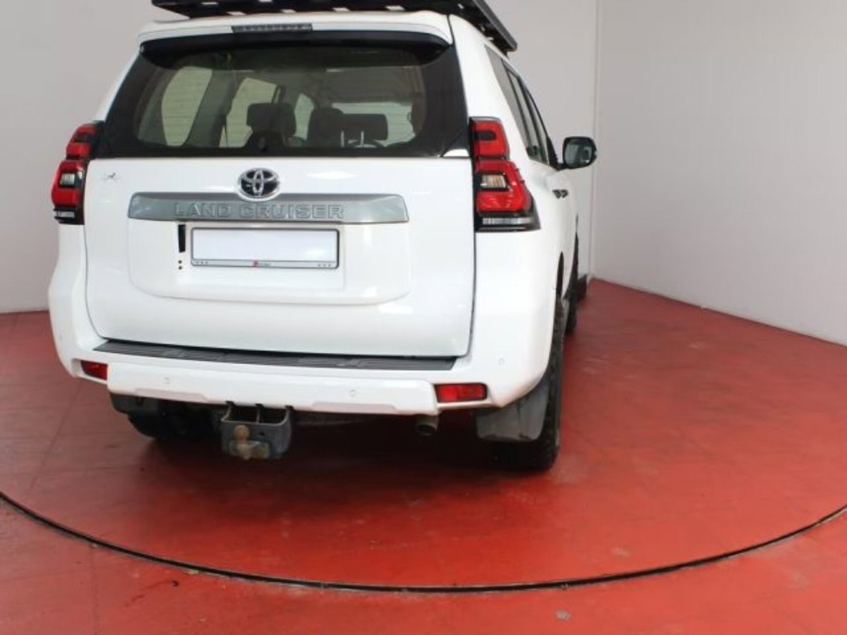 Toyota Land Cruiser 2.8 D4-D 5 porte Active (12)
