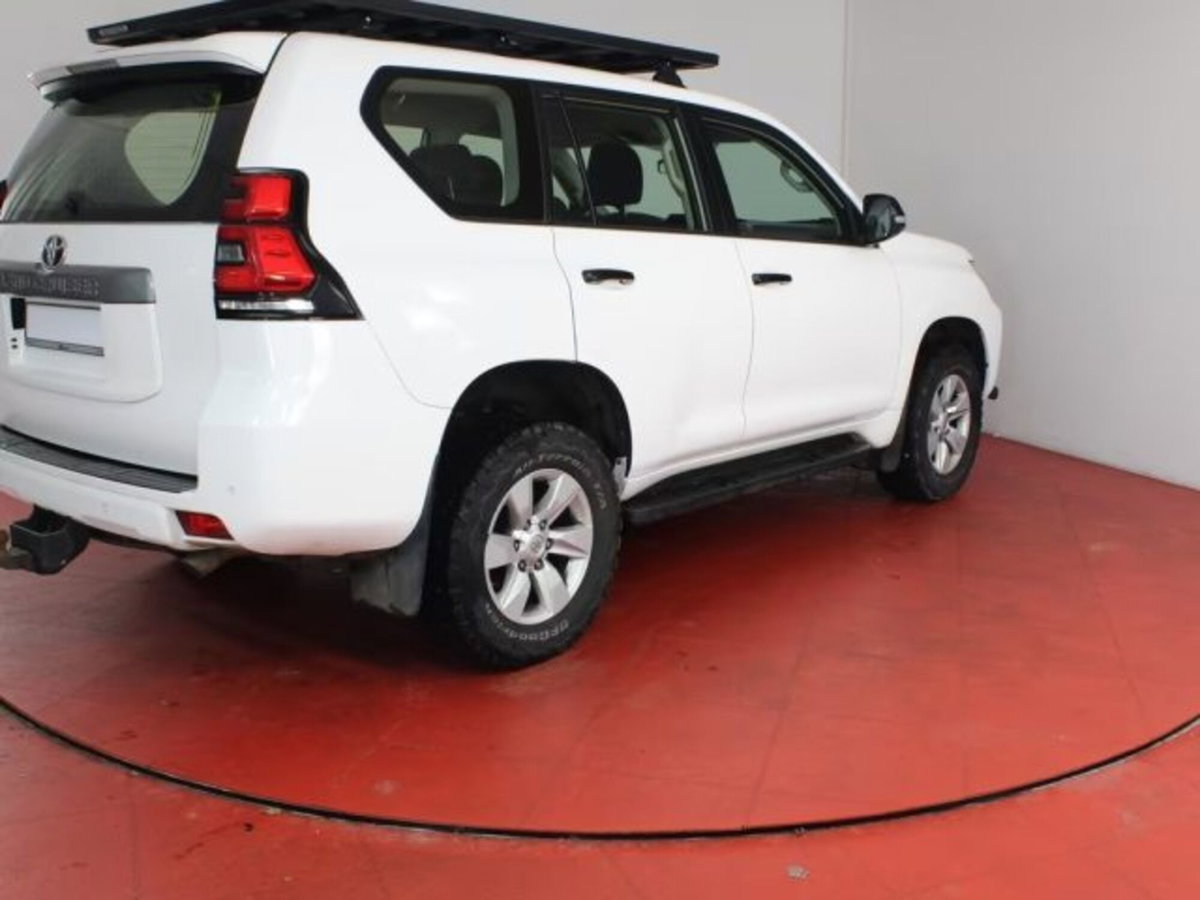 Toyota Land Cruiser 2.8 D4-D 5 porte Active (13)