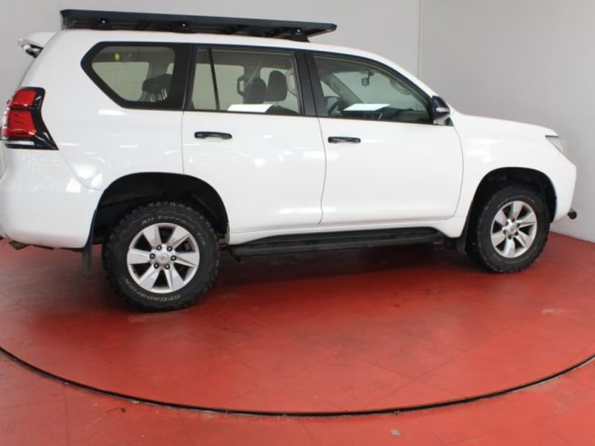 Toyota Land Cruiser 2.8 D4-D 5 porte Active (15)