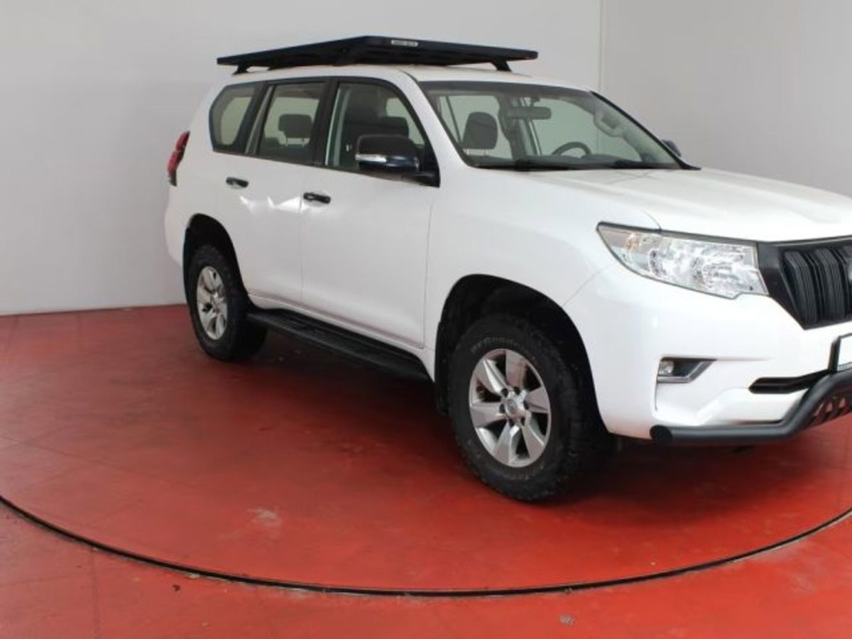 Toyota Land Cruiser 2.8 D4-D 5 porte Active (20)