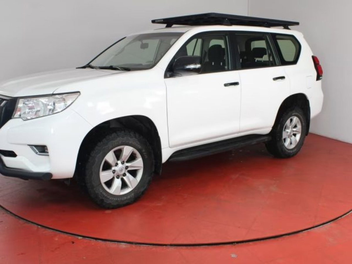 Toyota Land Cruiser 2.8 D4-D 5 porte Active (3)