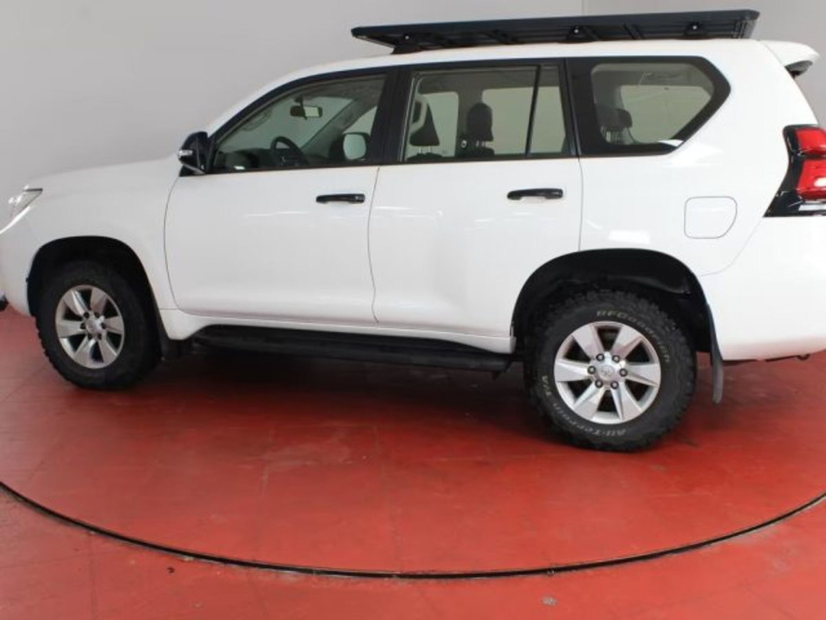 Toyota Land Cruiser 2.8 D4-D 5 porte Active (7)