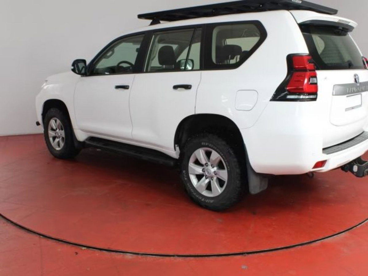 Toyota Land Cruiser 2.8 D4-D 5 porte Active (8)