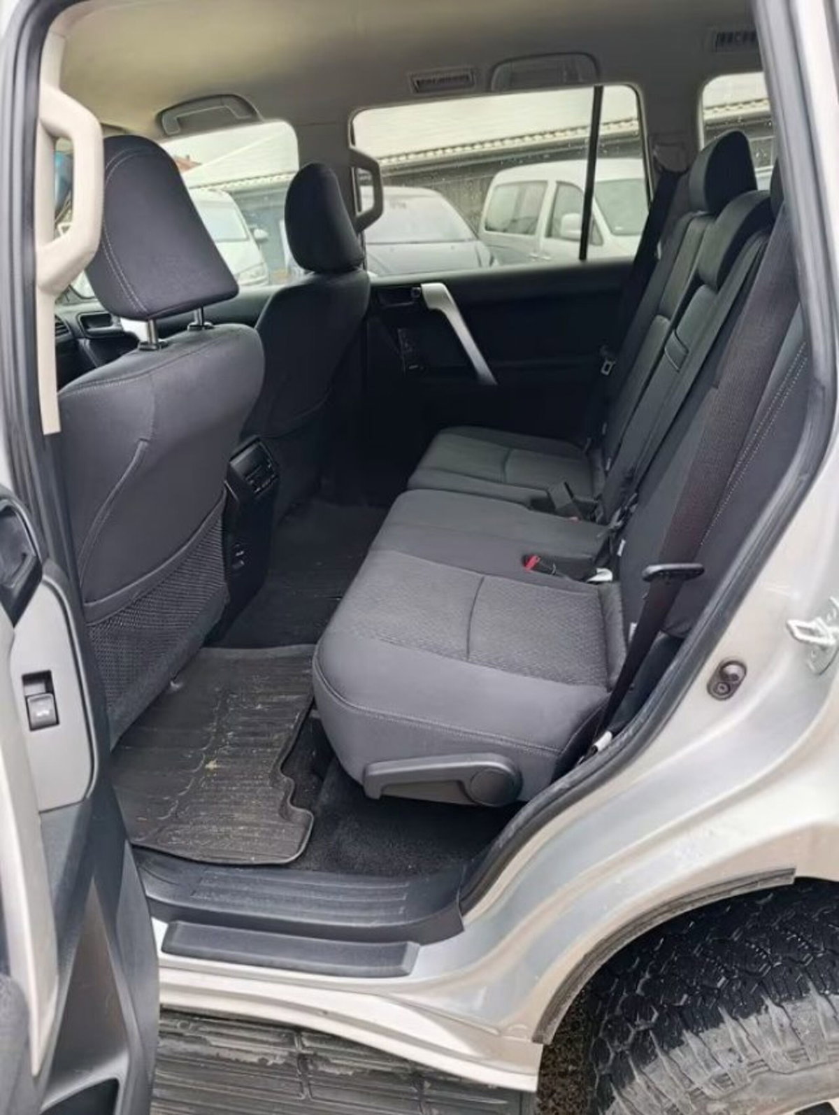 Toyota Land Cruiser 2.8 D4-D 5 porte Active (10)
