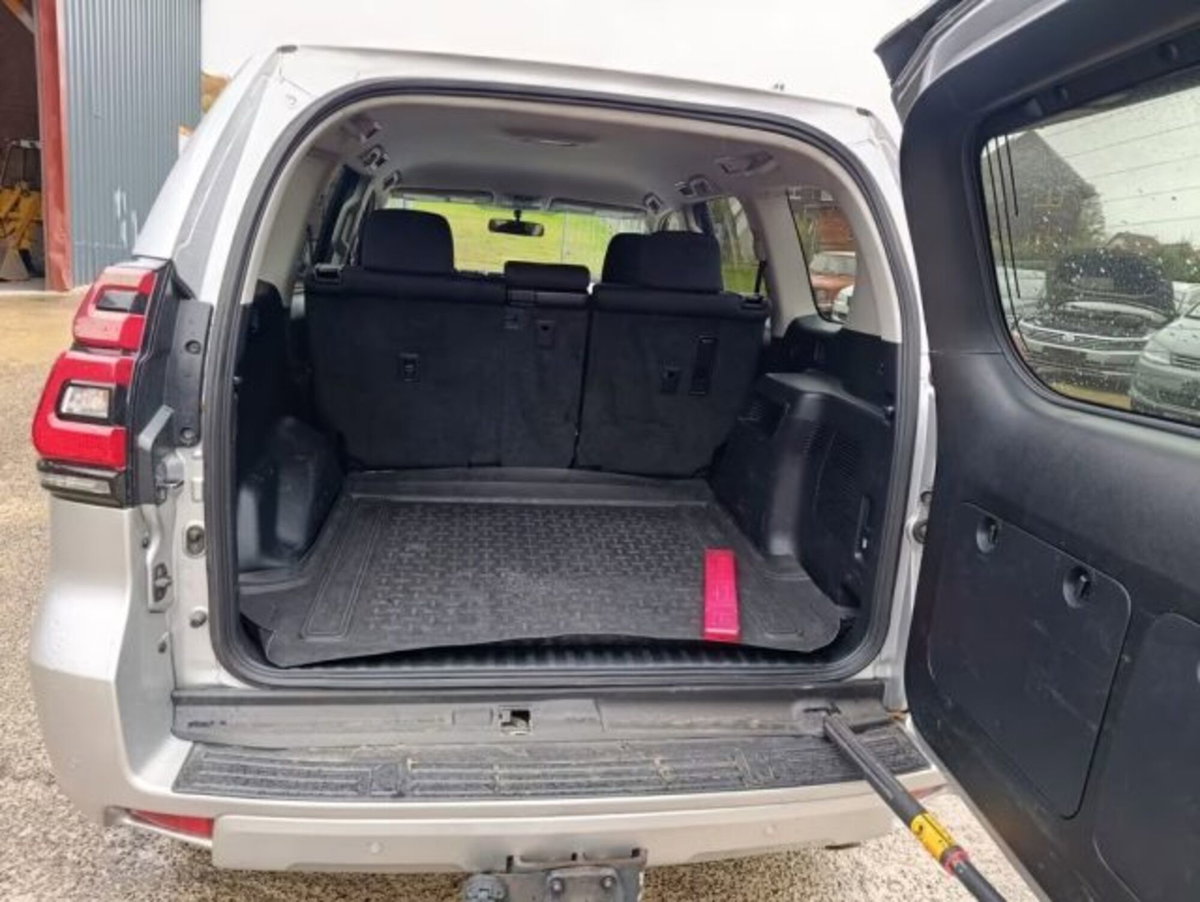 Toyota Land Cruiser 2.8 D4-D 5 porte Active (12)